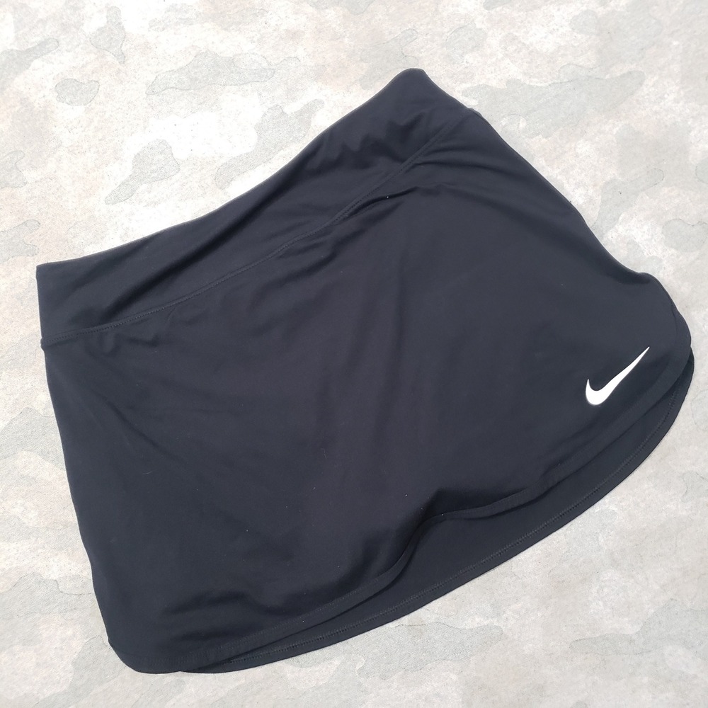 Nike Skort Women Small Black Dri-Fit Tennis Golf Pull On Outdoors Sports - Picture 2 of 9